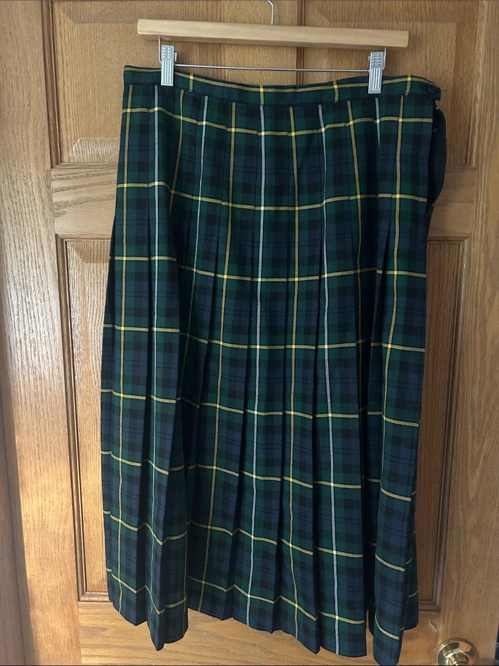 Briggs New York Dark Green and Yellow Tartan Pleated Midi Skirt